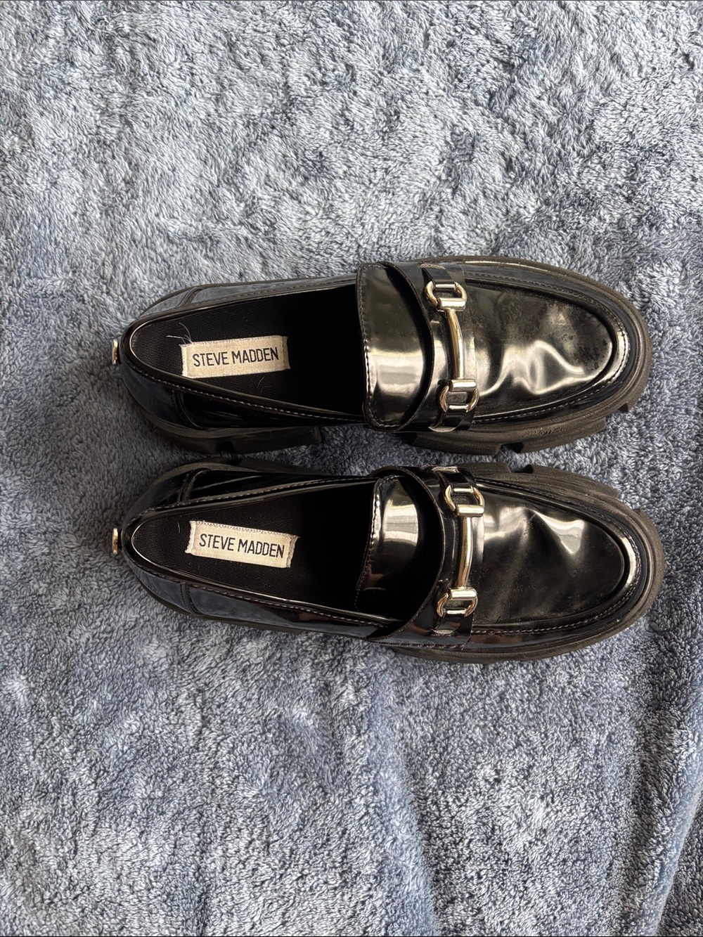 Steve Madden Black Patent Loafers with Silver Bit - Picture 2 of 4